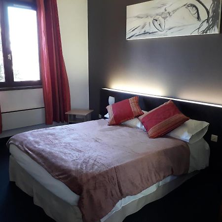 Le Merle Blanc Hotel Logis Дигуэн Экстерьер фото