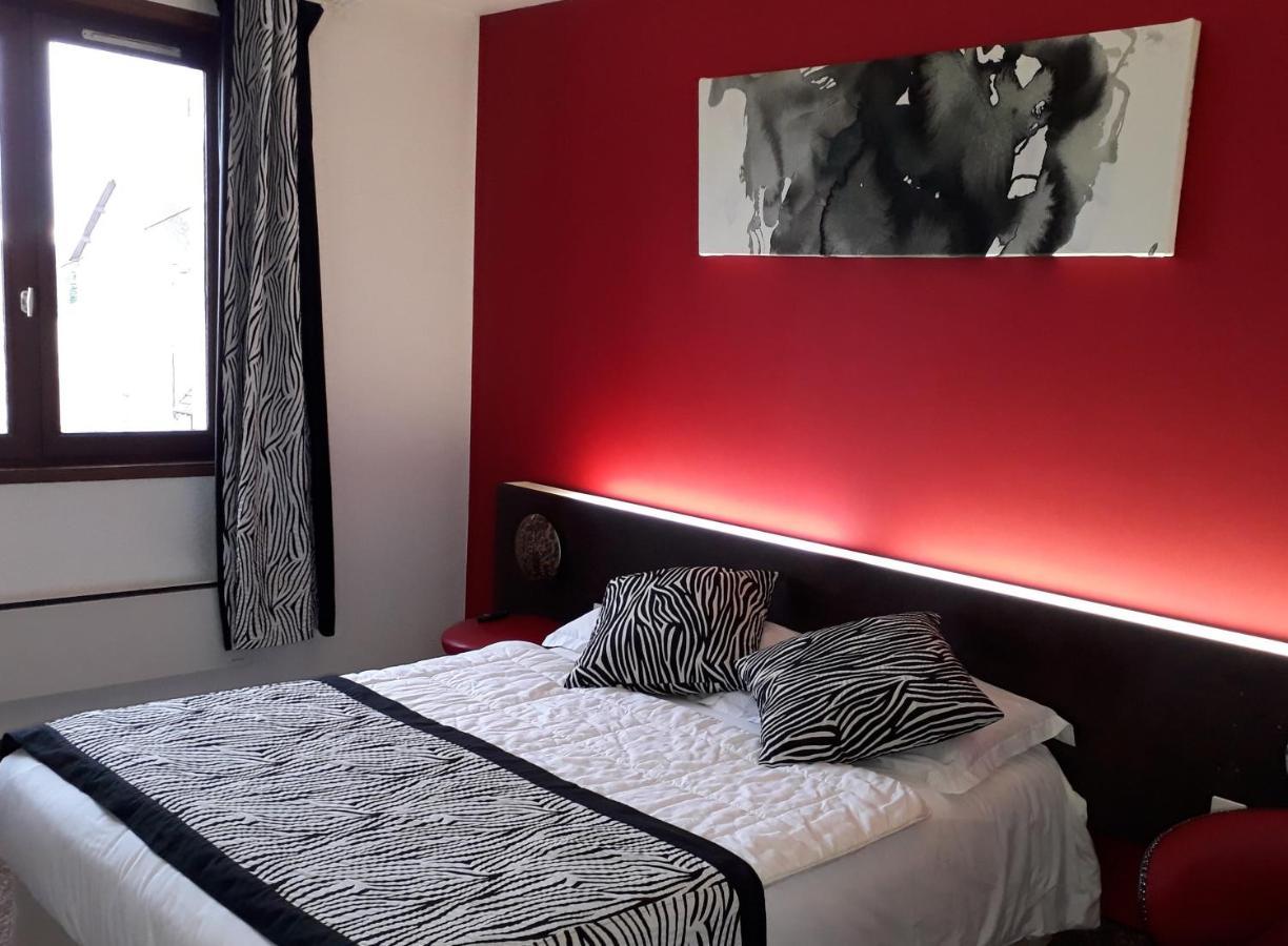 Le Merle Blanc Hotel Logis Дигуэн Экстерьер фото