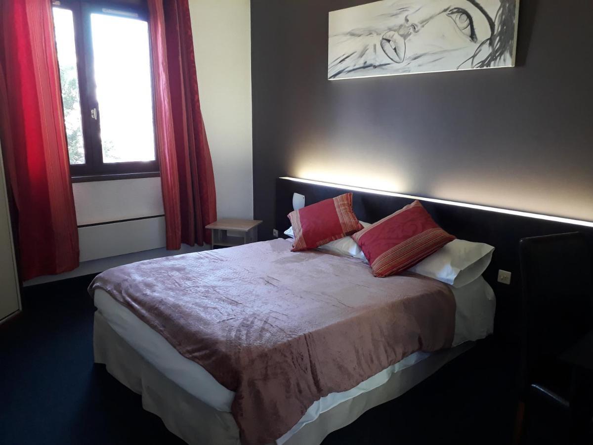 Le Merle Blanc Hotel Logis Дигуэн Экстерьер фото