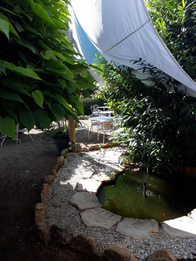 Le Merle Blanc Hotel Logis Дигуэн Экстерьер фото