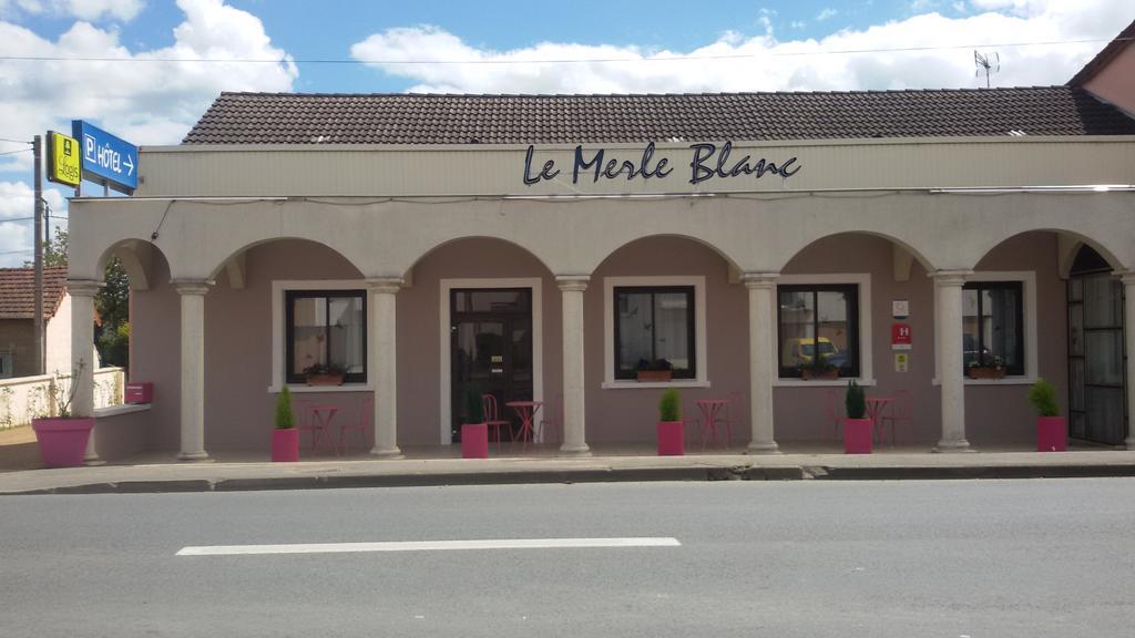 Le Merle Blanc Hotel Logis Дигуэн Экстерьер фото