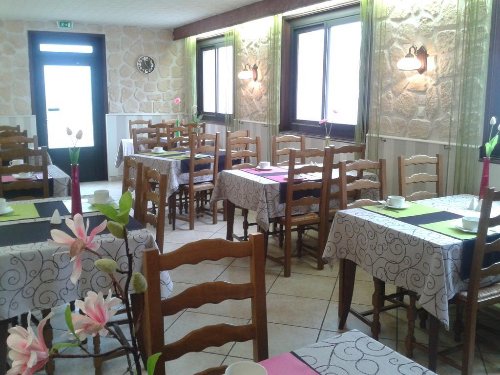 Le Merle Blanc Hotel Logis Дигуэн Экстерьер фото